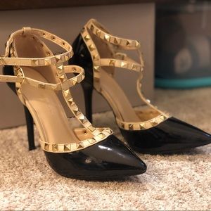 Fashion Nova Studded Pumps